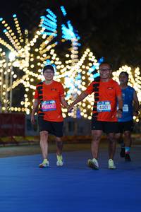 BIB: 200, 45932, 41507, 959
                            <button type="button" onclick="openModal(19761183)" class="btn btn-primary btn-sm float-right btn-popup" data-toggle="modal" data-target=".modal-high-quality">
                        <i class="fas fa-shopping-cart"></i> Add to Cart
                    </button>
                                            <button type="button" onclick="isThisMe(19761183, true)" class="btn btn-success btn-sm float-right btn-popup btn-isme hidden" data-toggle="tooltip" data-placement="bottom" title="นี่คือรูปของคุณใช่ไหม คลิกที่นี่เพื่อเอาเข้าอัลบั้ม">
                        <i class="fas fa-plus"></i> Add to album
                    </button>
                    <button type="button" onclick="isThisMe(19761183, false)" class="btn btn-warning btn-sm float-right btn-popup btn-isnotme hidden">
                        <i class="fas fa-ban"></i> Remove from album
                    </button>